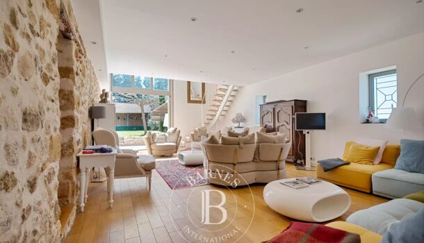 Villa / Maison 20 pièces  à vendre Aix-en-Provence 13100