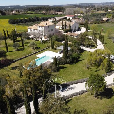 Maison 20 pièces 3970000 €