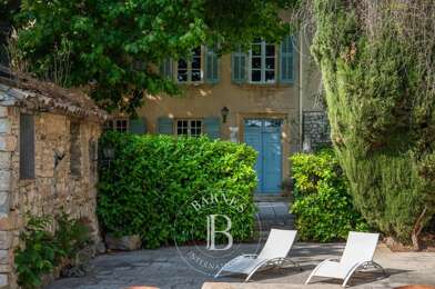 Maison 15 pièces 2400000 €