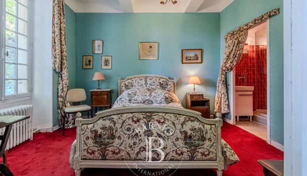 Villa / Maison 15 pièces  à vendre Aix-en-Provence 13100