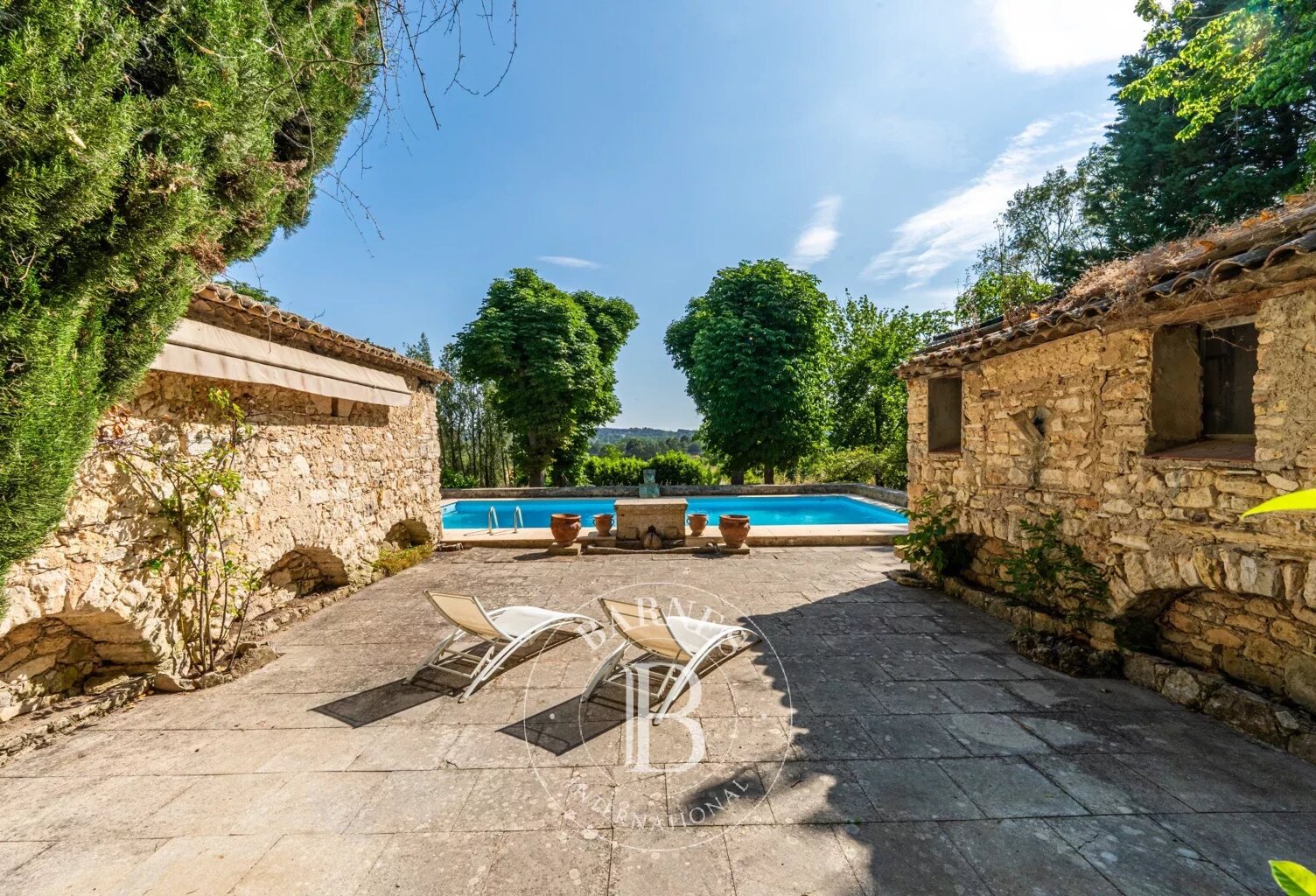 AIX EN PROVENCE – CHATEAU DE LIGNAGNE 1 100M2 -  PARC 3,7HA — photo 1