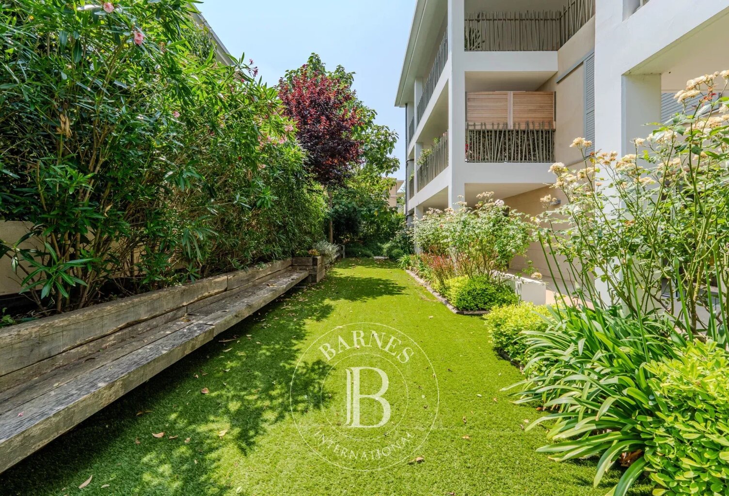 AIX-EN-PROVENCE - APPARTEMENT 142M² - JARDIN 273 M² - GARAGE DOU — photo 1