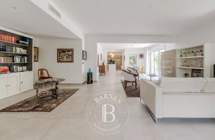AIX-EN-PROVENCE - APPARTEMENT 142M² - JARDIN 273 M² - GARAGE DOU — photo 3