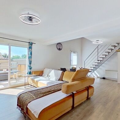 Appartement 4 pièces 218000 €