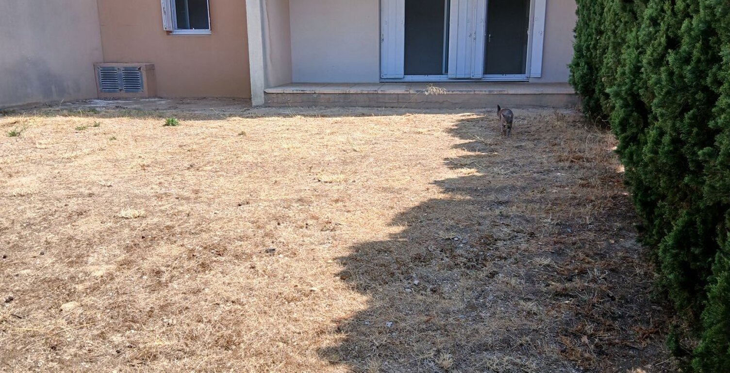 T5 E02660029L - Dans petite copropriété spacieux T5 de 98m² avec jardin de 93m² proche calanques — photo 1