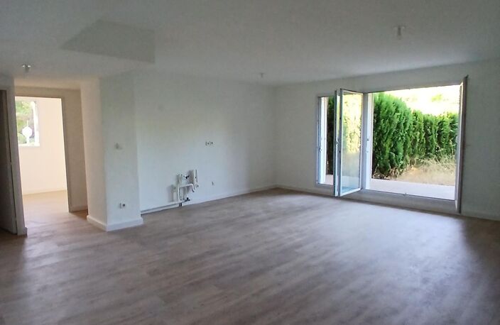 T5 E02660029L - Dans petite copropriété spacieux T5 de 98m² avec jardin de 93m² proche calanques — photo 3