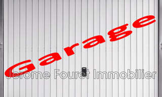 Garage   m² à louer à Égletons (19300)