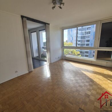Appartement 4 pièces 69900 €