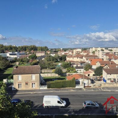 Appartement 4 pièces 69900 €