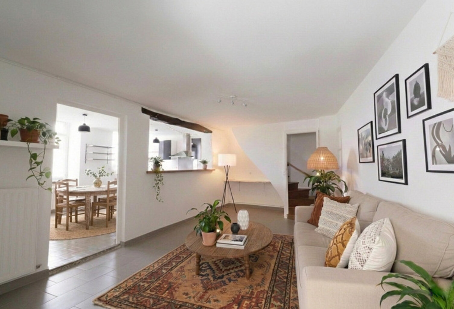 Dpt Yonne (89), à vendre  SAINT VINNEMER Maison rénovée 3 chambres + dépendances 60 m² – Potentiel extension >150 m² – Cœur de village, cour sans vis‑à‑vis — photo 1
