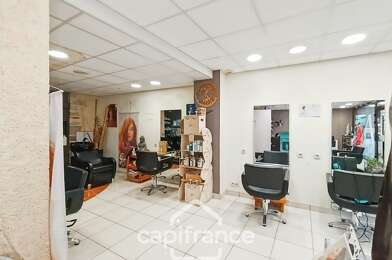 Commerce 10 pièces 336000 €