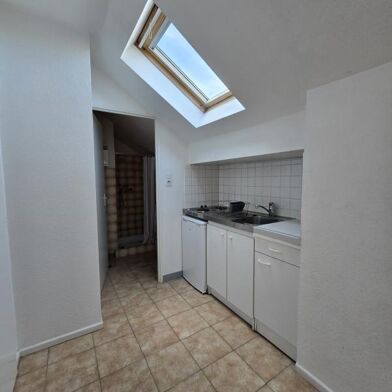 Appartement 1 pièces 380 €