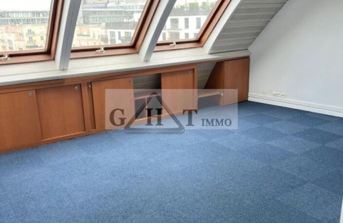 A LOUER 272M² DE BUREAUX A SAINT-OUEN SUR SEINE — photo 4