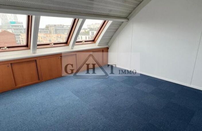 A LOUER 272M² DE BUREAUX A SAINT-OUEN SUR SEINE — photo 5