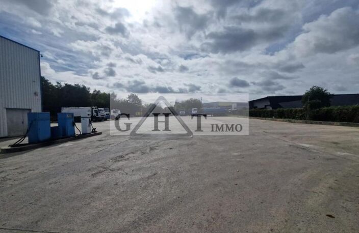VENTE TERRAIN INDUSTRIEL — photo 4