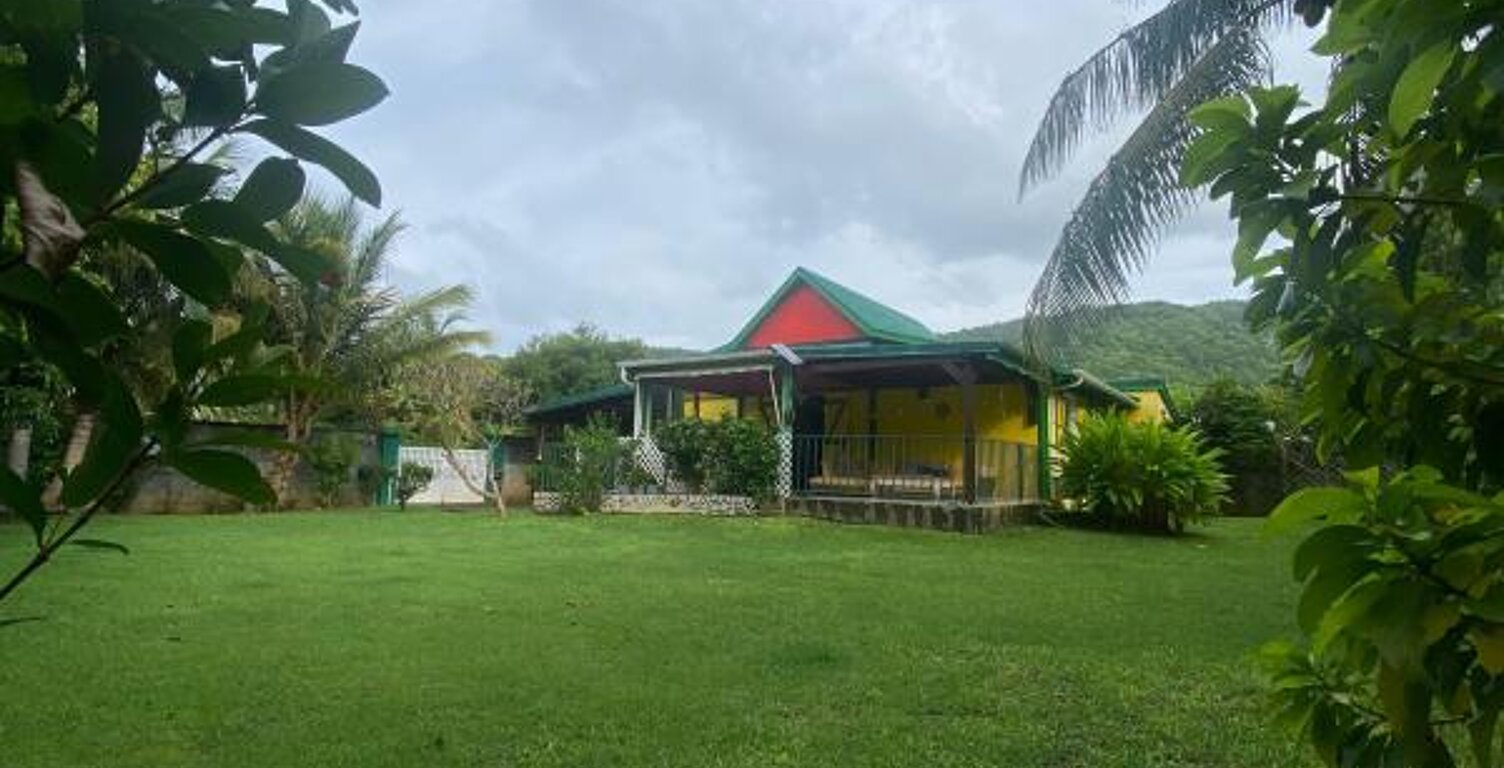   Charmante maison T3 de plain-pied avec mezzanine – Deshaies   — photo 1