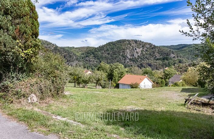 À vendre belle maison de village à Châteauneuf-les-Bains (63) — photo 3