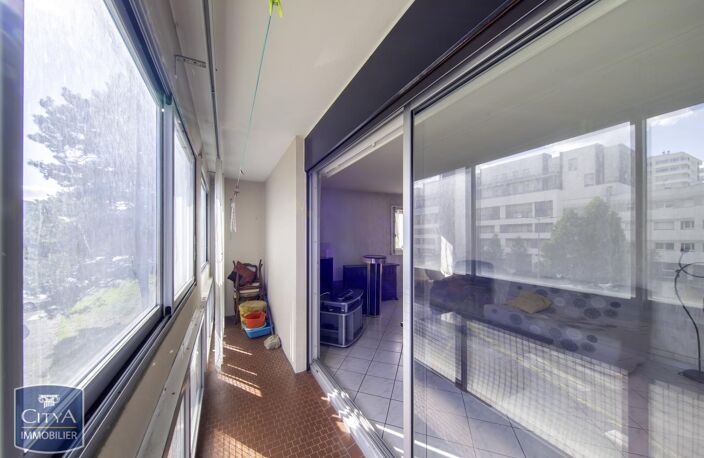 Vente appartement 4 pièces 83 m² Poitiers (86000) — photo 3