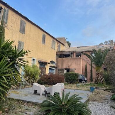 Maison 10 pièces 1000000 €