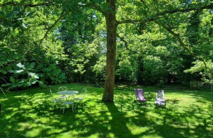 Maison d'architecte de 140 m² avec piscine sur 3000 m² de terrain — photo 4