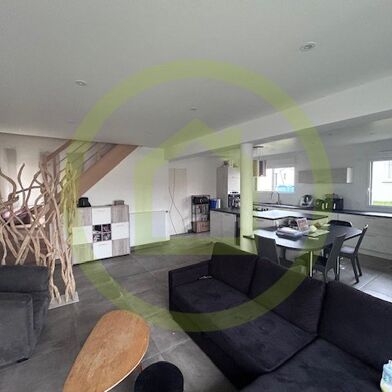 Maison 5 pièces 280000 €