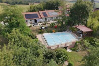 Maison 7 pièces 426400 €