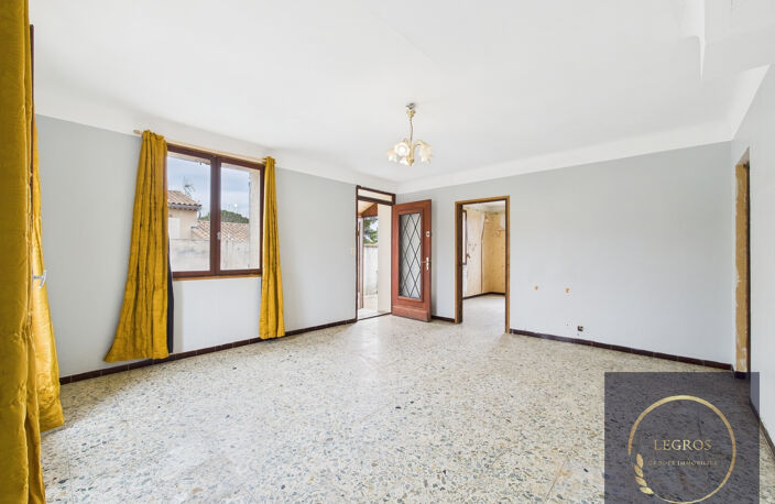 Villa de 250m2  avec dépendance sur une parcelle de 525 m2 à — photo 2