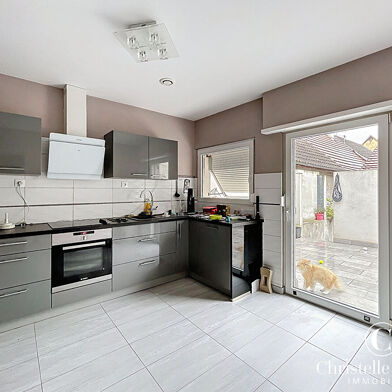 Maison 6 pièces 254976 €