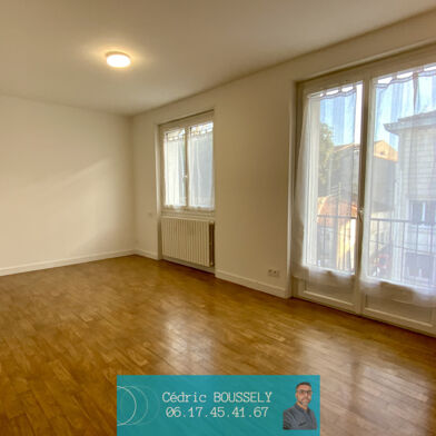 Appartement 3 pièces 142000 €