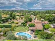 AIX EN PROVENCE EST - MAISON PROVENCALE  7 CH - PARC D'1,12 HECT — photo 2