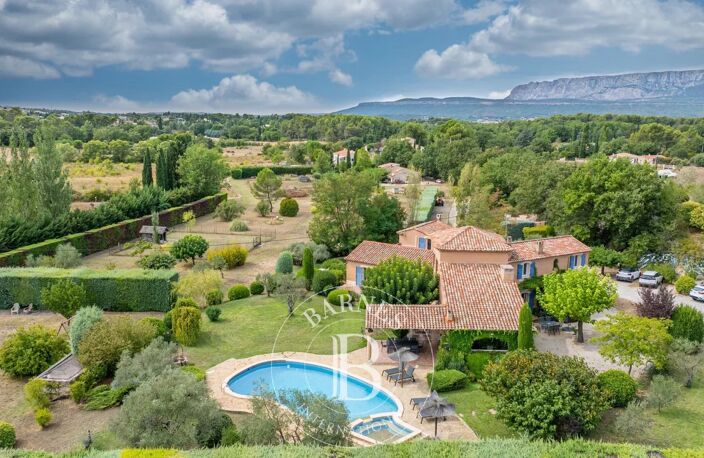 AIX EN PROVENCE EST - MAISON PROVENCALE  7 CH - PARC D'1,12 HECT — photo 2
