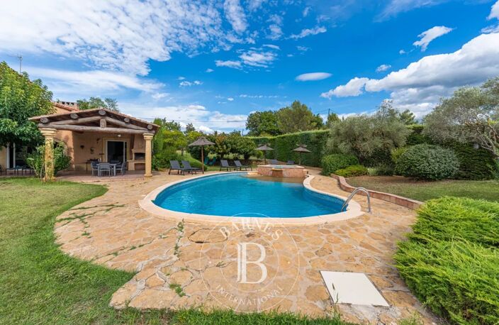 AIX EN PROVENCE EST - MAISON PROVENCALE  7 CH - PARC D'1,12 HECT — photo 4