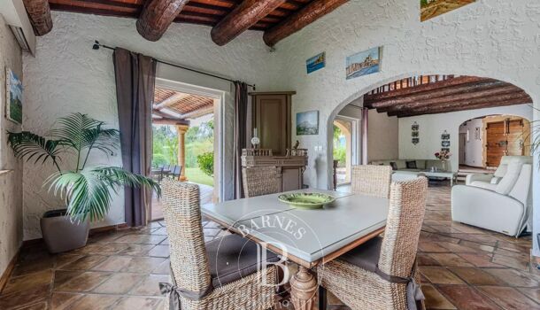 Villa / Maison 11 pièces  à vendre Aix-en-Provence 13100