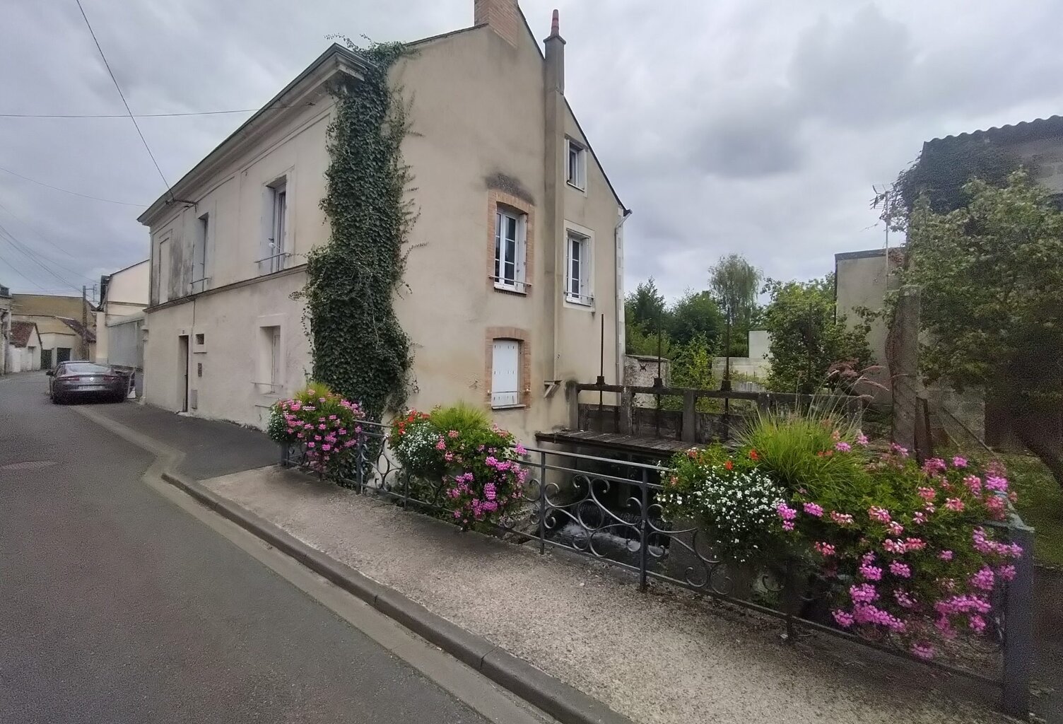 maison 4 chambres en bord de rivière — photo 1