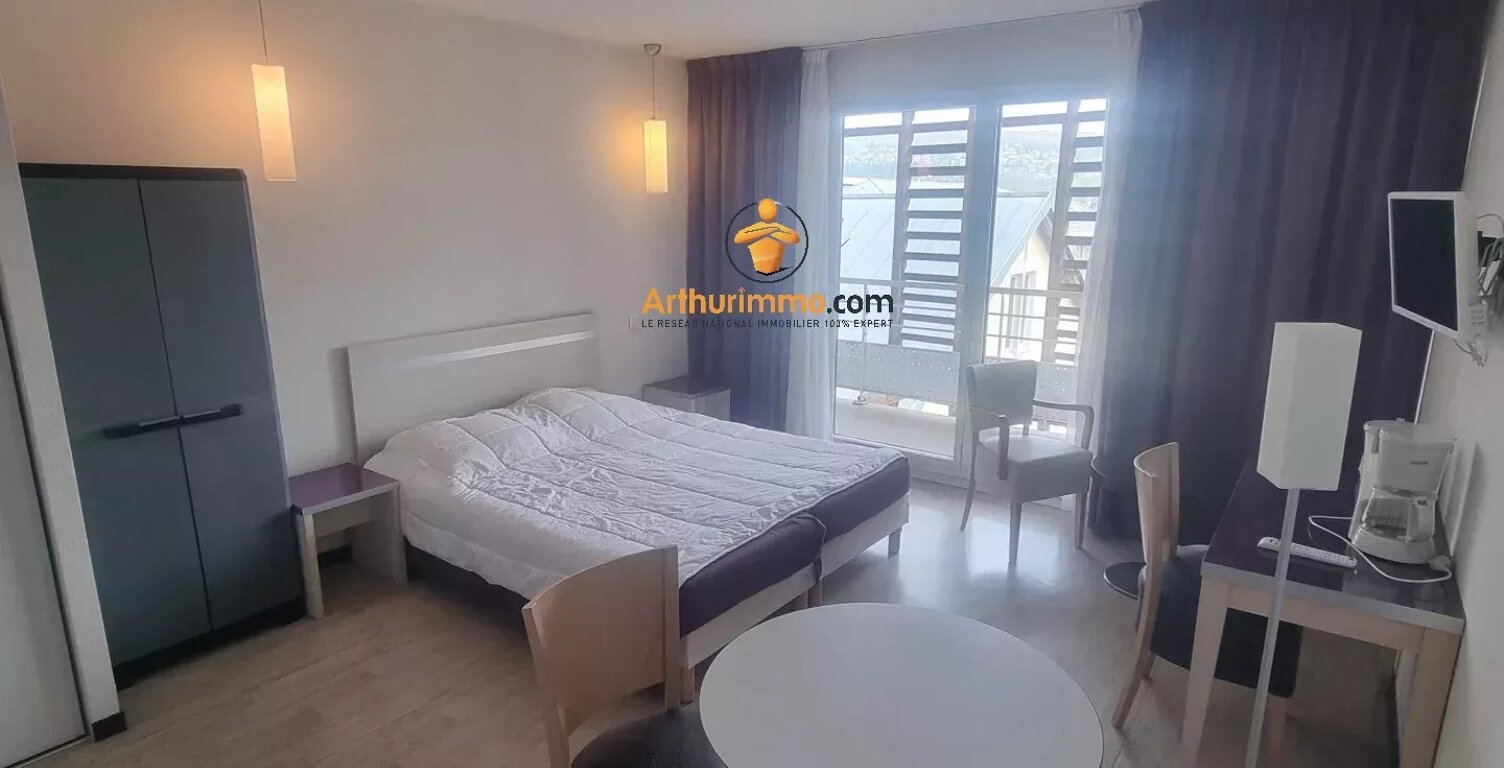 Studio meublé de 26,46 m² avec terrasse — photo 1