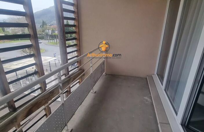 Studio meublé de 26,46 m² avec terrasse — photo 3