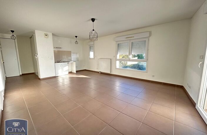 Location appartement 3 pièces 66 m² à Tours (37100) — photo 2