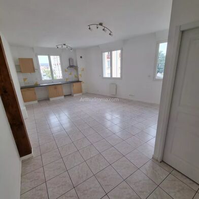 Appartement 3 pièces 550 €