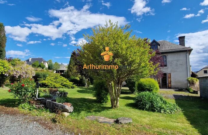 Maison du 19 ème sur 1500 m² de terrain en coeur de Village Prisé — photo 2