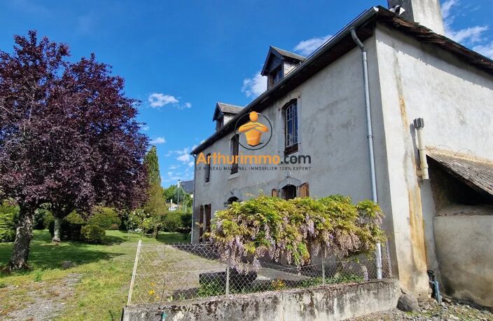 Maison du 19 ème sur 1500 m² de terrain en coeur de Village Prisé — photo 3