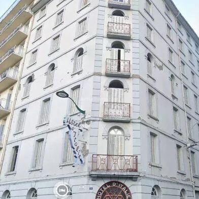 Immeuble  395000 €