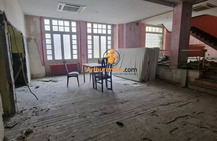 Ancien Hotel en bord de Gave proche des sanctuaires — photo 5