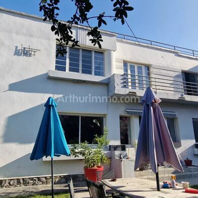 Maison 6 pièces 250000 €