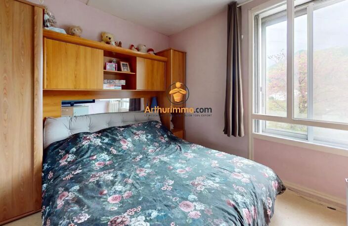 Appartement T4 de 80 m² avec place de parking et cave — photo 4