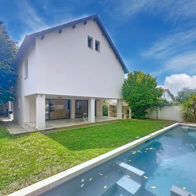 Maison 6 pièces 644000 €