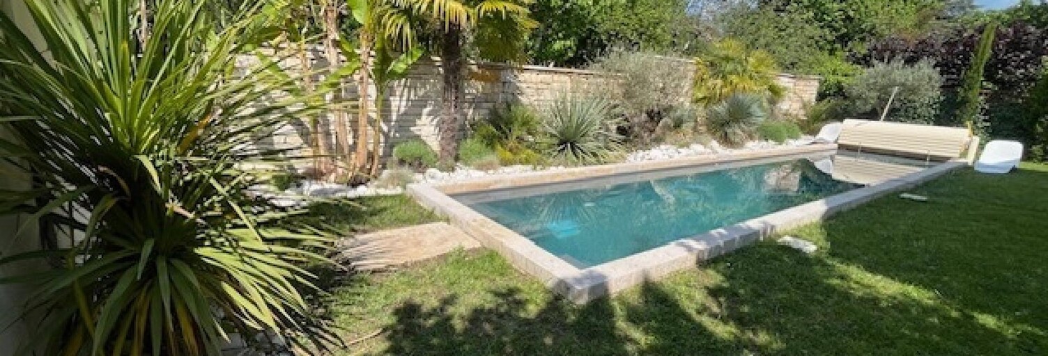 Maison 6 Pièces 221 m² à vendre à Cahors (46000)