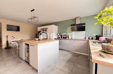 Maison 5 pièces 240000 €