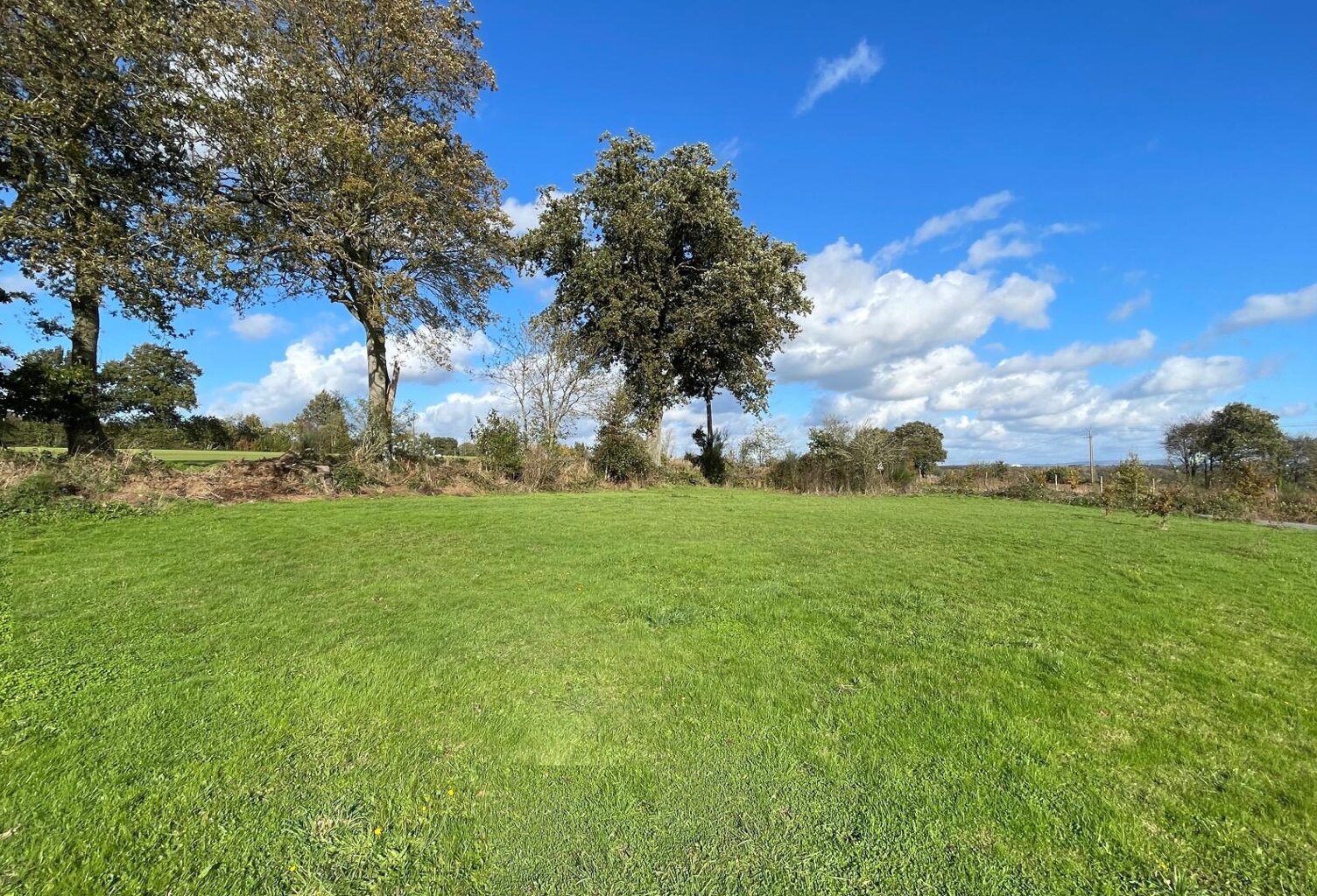 Proche de MAYENNE — photo 1