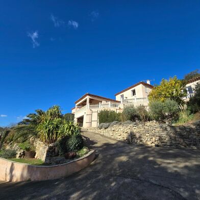 Maison 7 pièces 499000 €