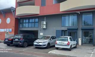 Bureau 10 Pièces 350 m² à louer à La Possession (97419)